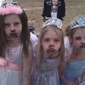 Meet your Posher, Aki